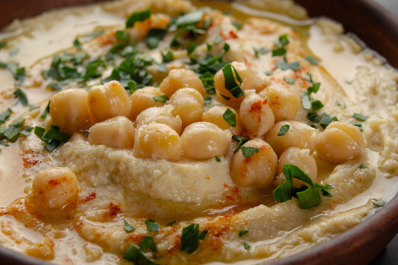 csicseriborsó-hummusz